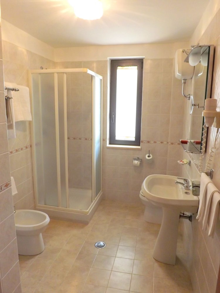 Family Triple Room photo 2