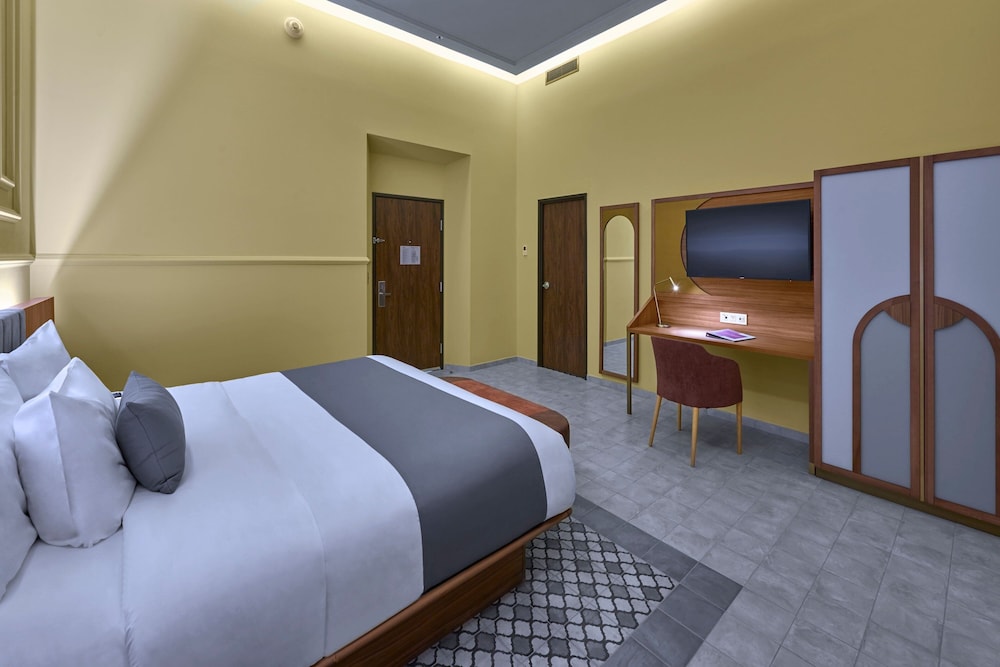 Room, 1 King Bed - Photo 1