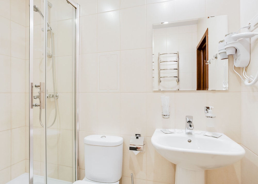 Superior Double or Twin Room photo 3