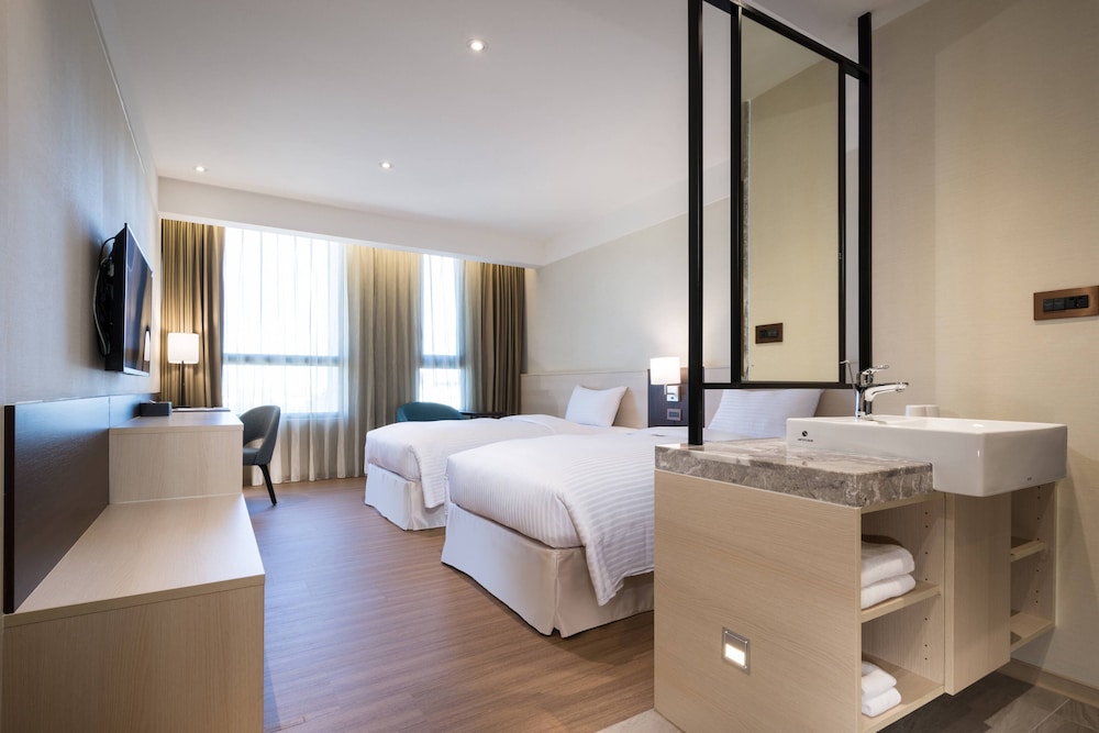 Business Twin Room photo 2