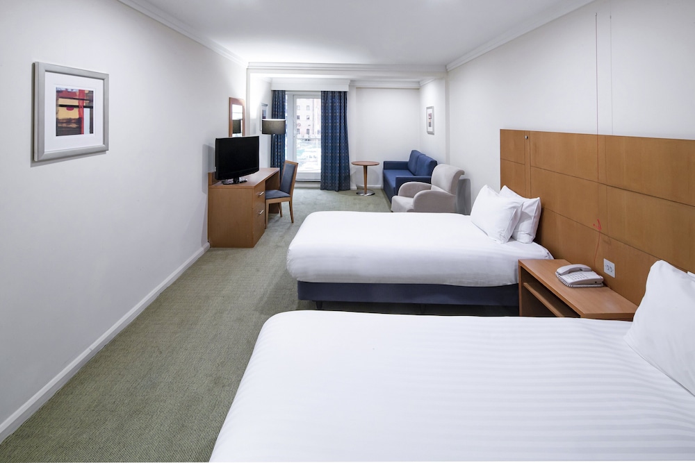 Standard Room, 2 Twin Beds - Photo 8