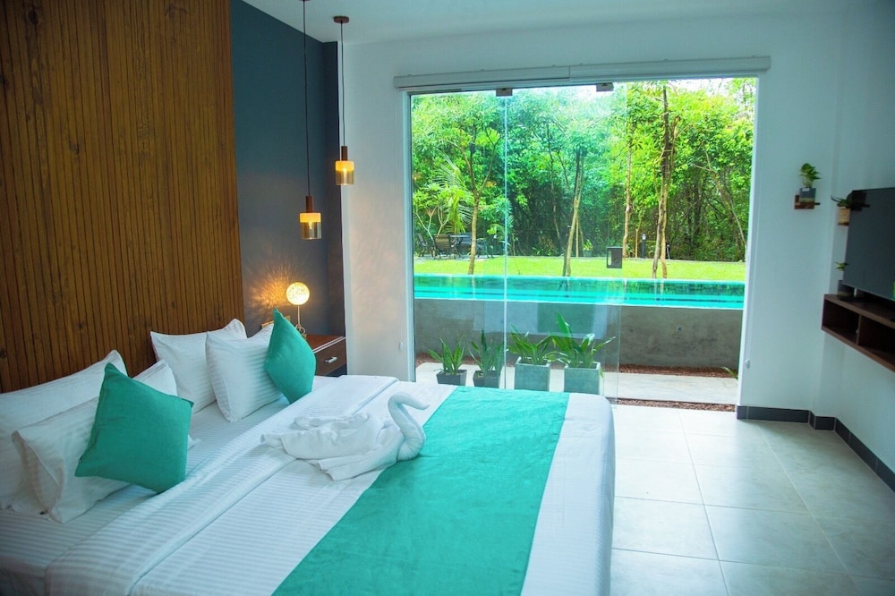 Deluxe Double Room, Balcony, River View