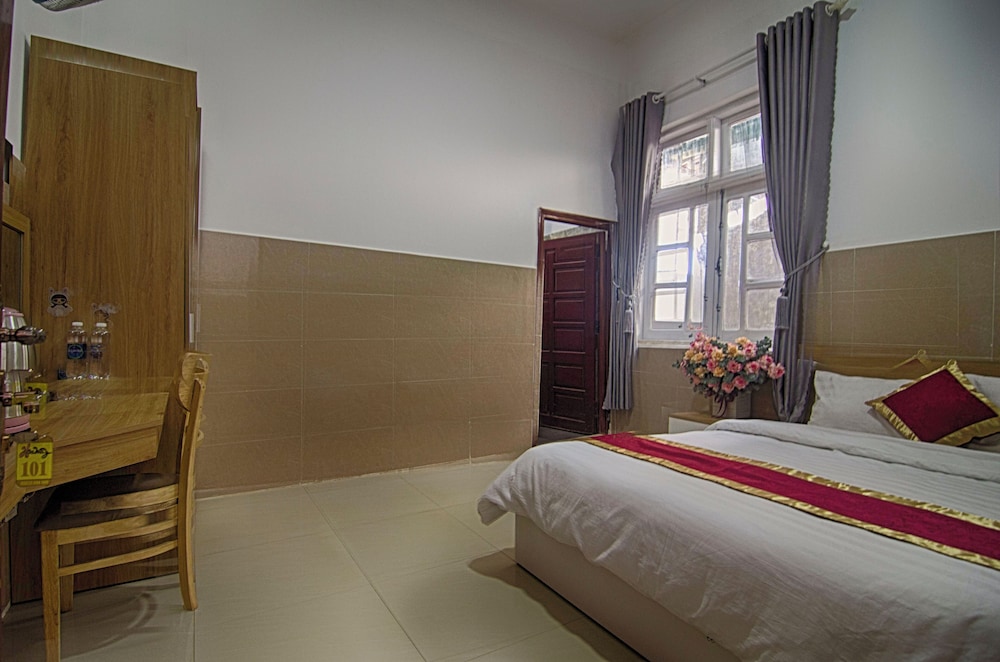 Economy Double Room photo 2