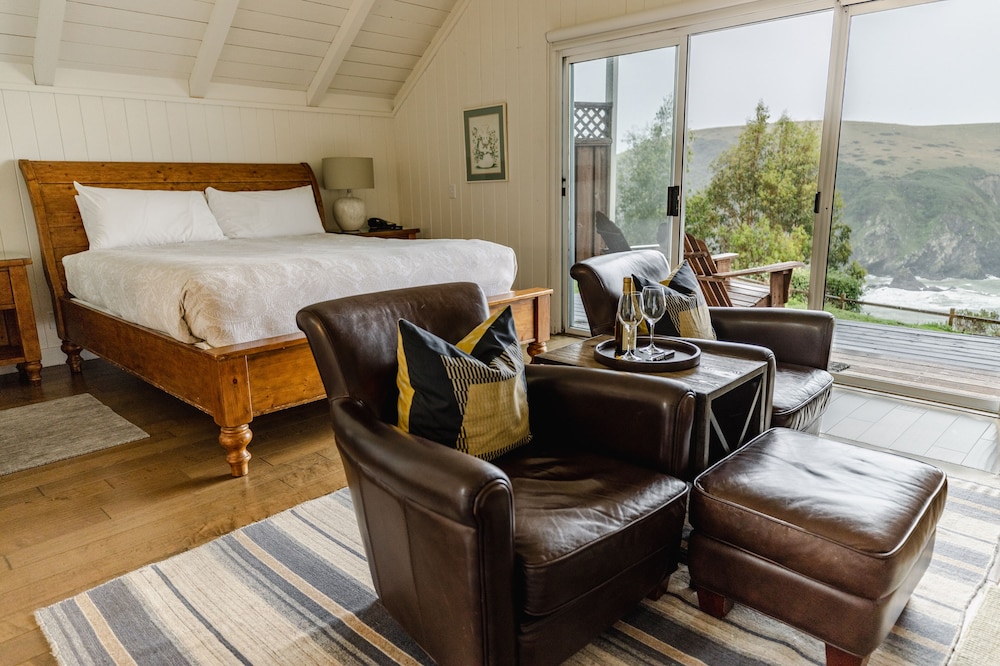 Room, 1 King Bed, Bathtub