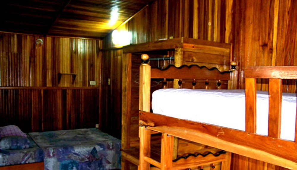 Quadruple Room, Multiple Beds photo 3