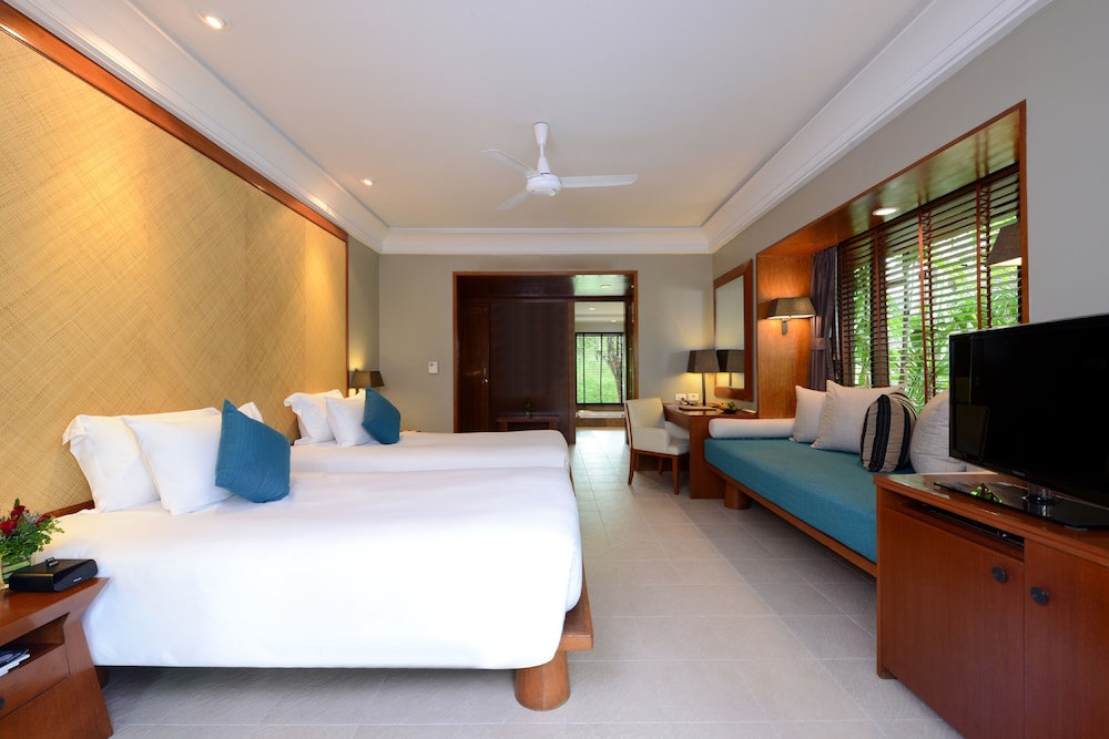 Garden Pavilion Twin Room - Free Airport Shuttle photo 3