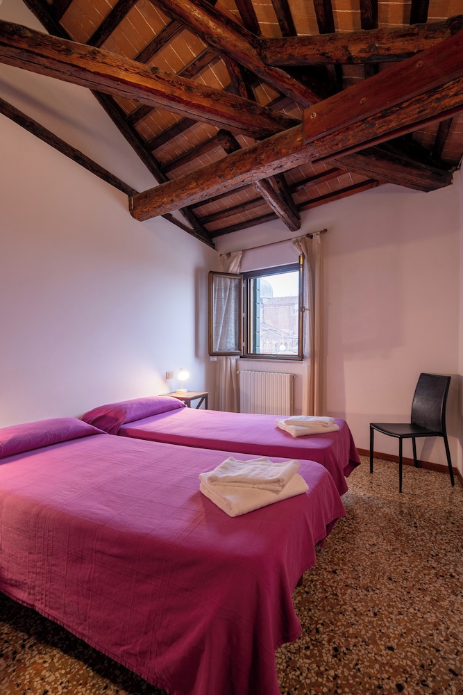 Basic Double Room, City View photo 1