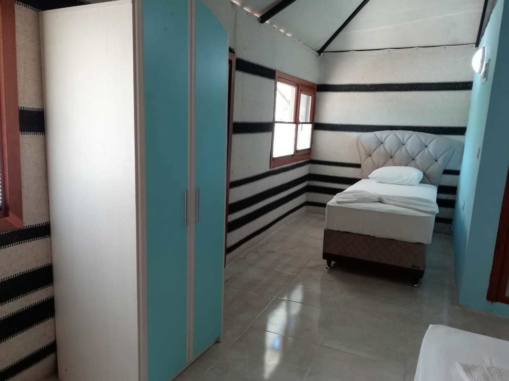 Bungalow photo 1