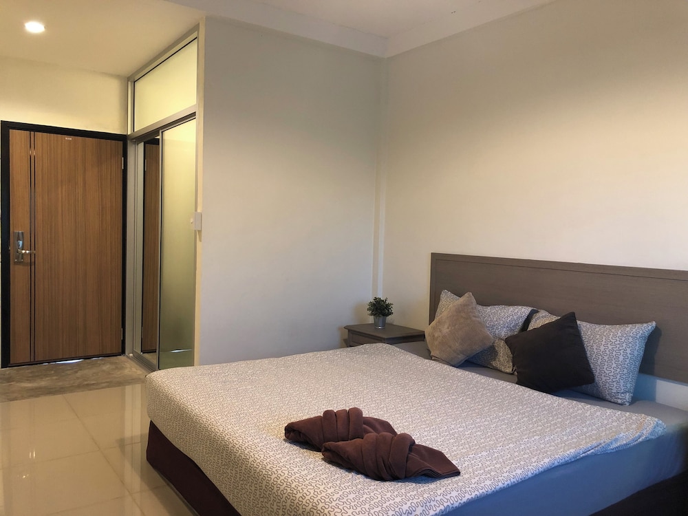 Standard Room photo 2