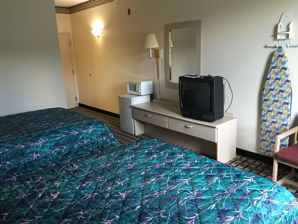 Standard Room, 2 Queen Beds, Non Smoking