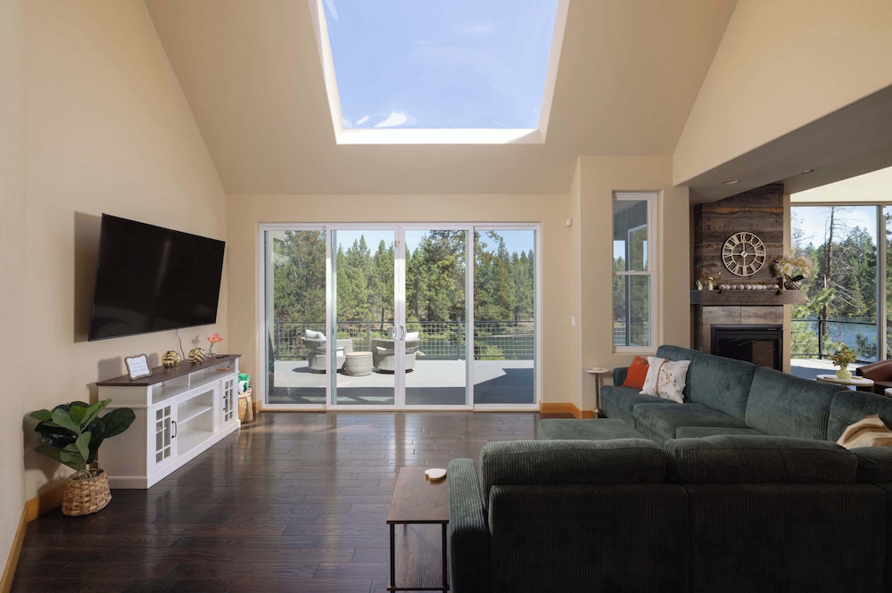 House, Multiple Beds, Patio (Big Sky Bend)