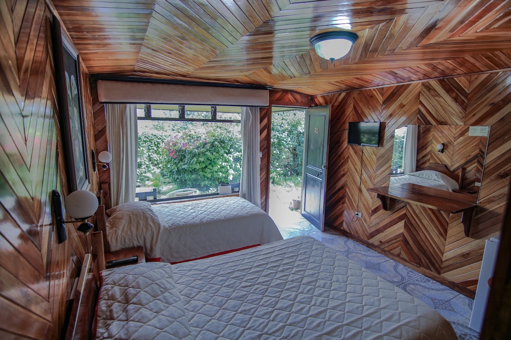 Economy Double Room photo 2