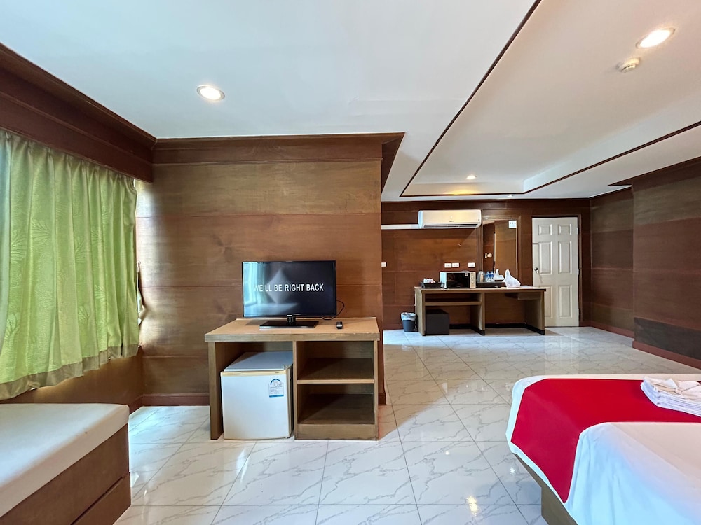 Deluxe Studio Suite