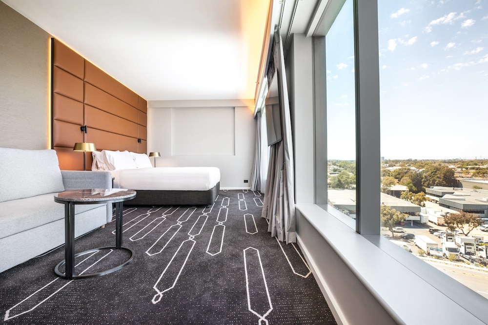 Premium Room, 1 King Bed (High Floor)