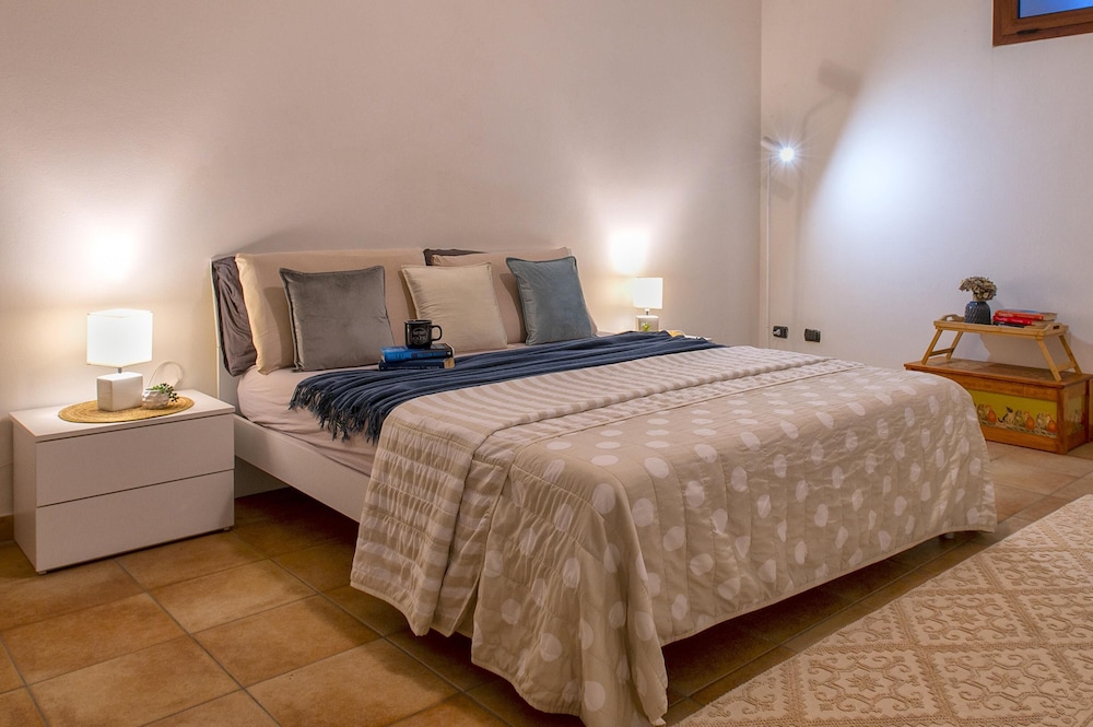 Villa photo 1