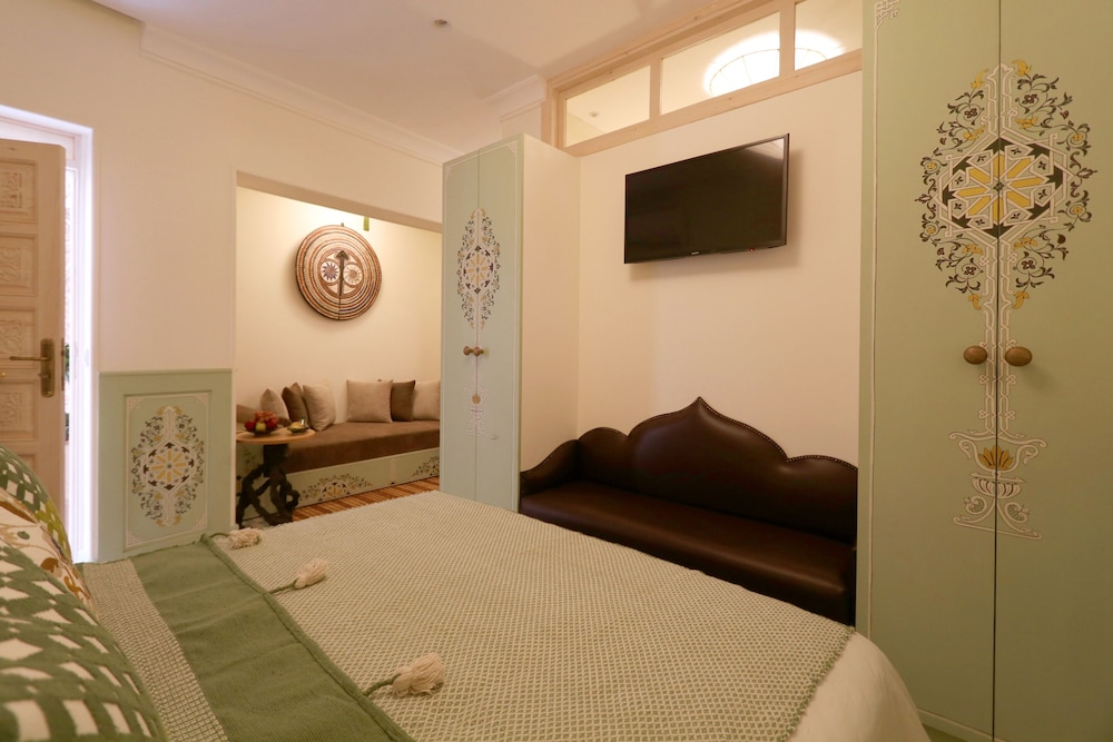 Deluxe Triple Room, Ensuite (Zahia) - Photo 6