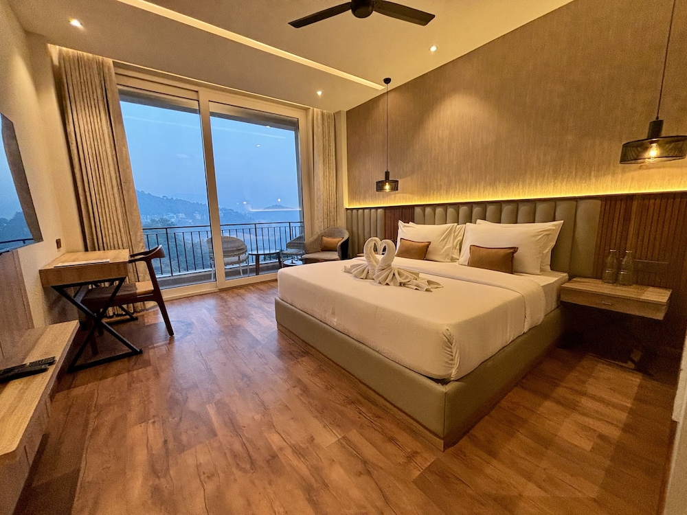 Premium Room - Photo 3