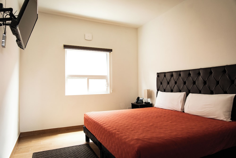 Family Suite - Photo 7