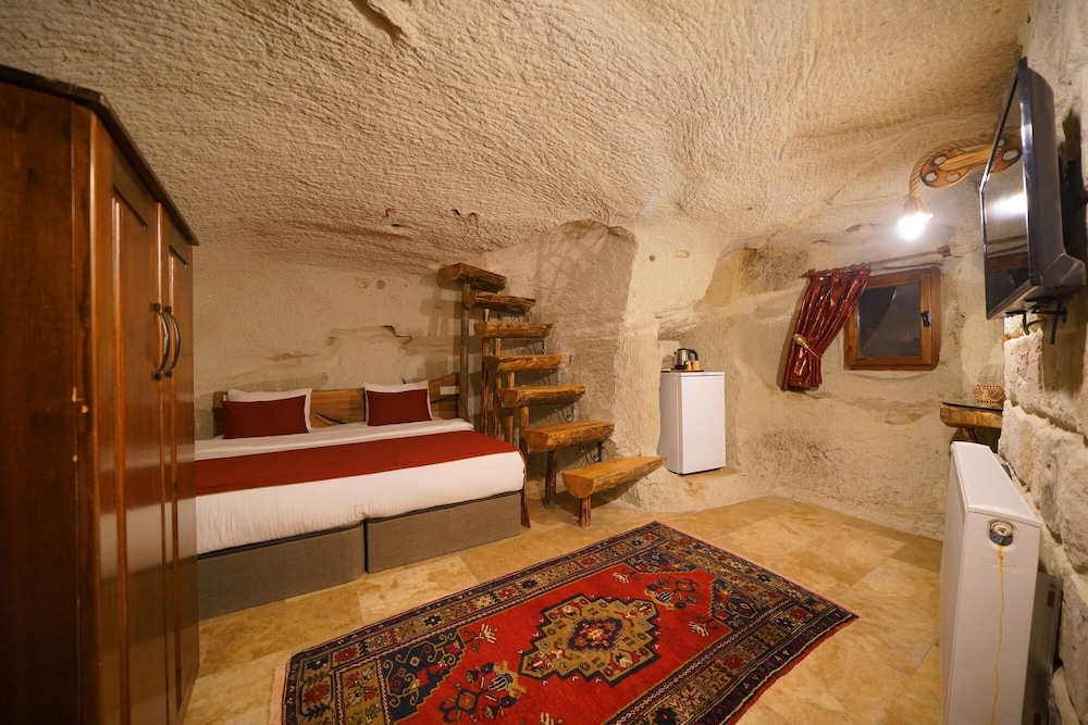 AYDEL Deluxe Cave Room with Valley View