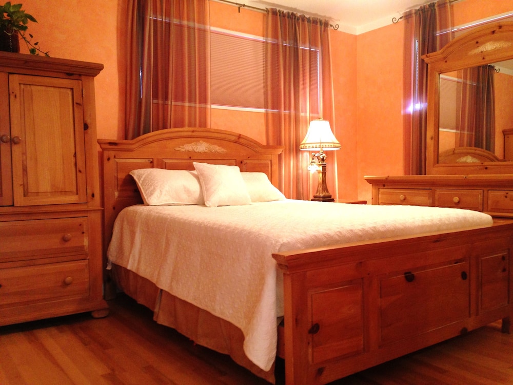 House, 2 Bedrooms, Fireplace photo 1