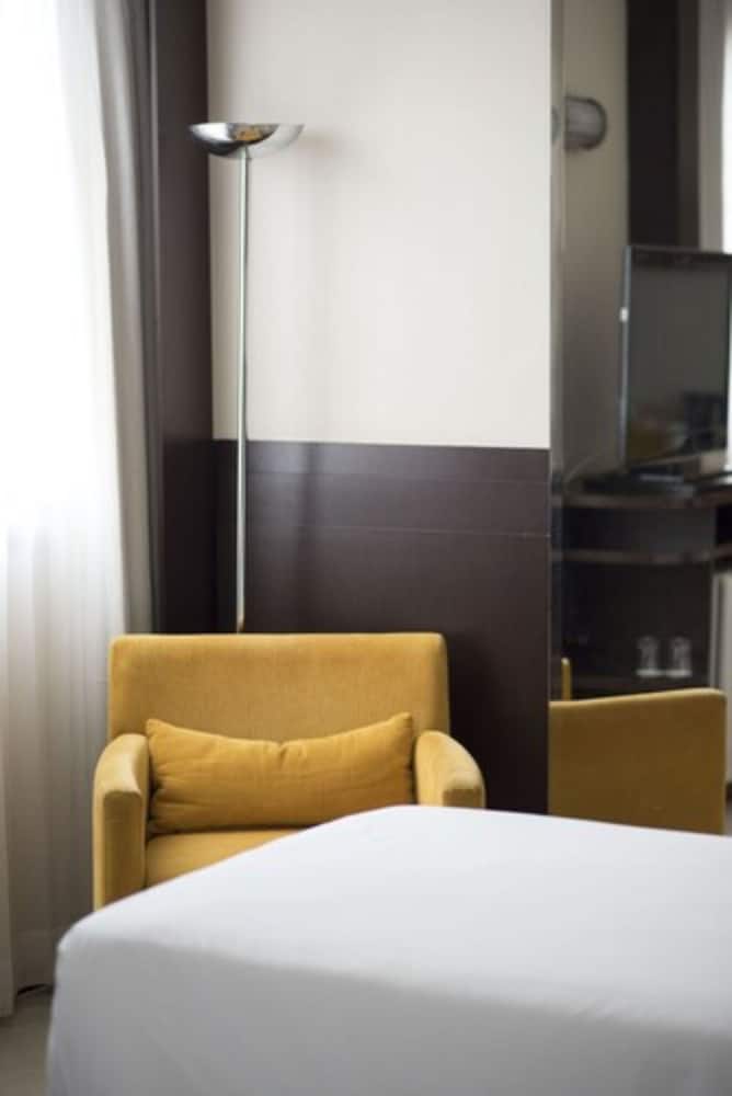 Standard Room - Photo 1