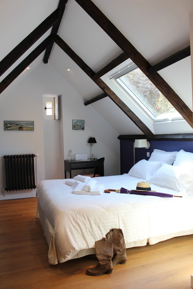 Room (L'Etincelle, 1st Floor)