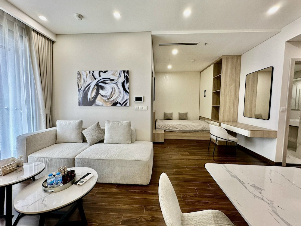 Superior Apartment, 1 Bedroom, Kitchen, City View