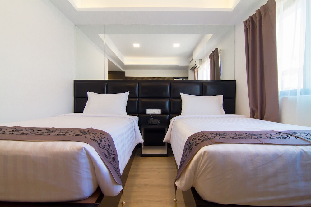 Deluxe Twin Room photo 1