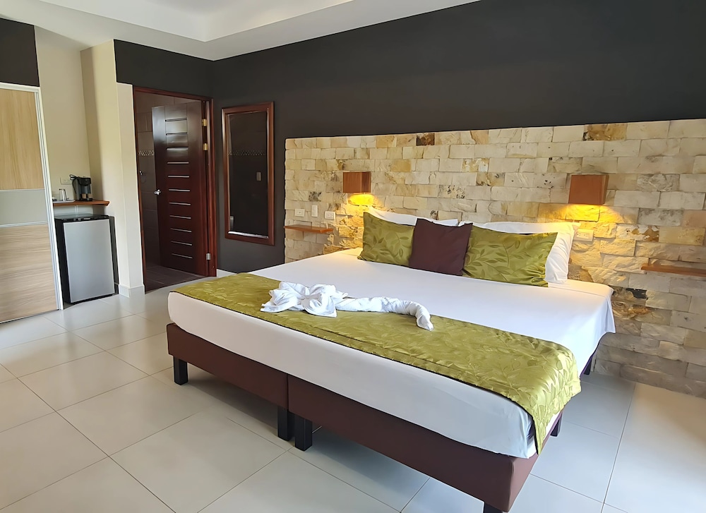 Superior Room, 1 King Bed