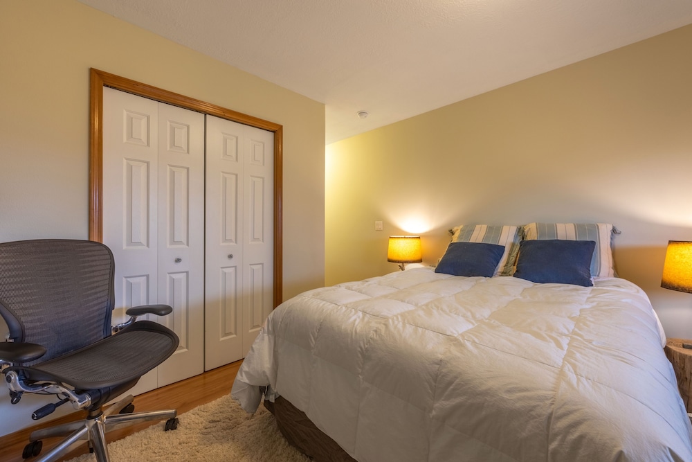 House, 2 Bedrooms photo 3