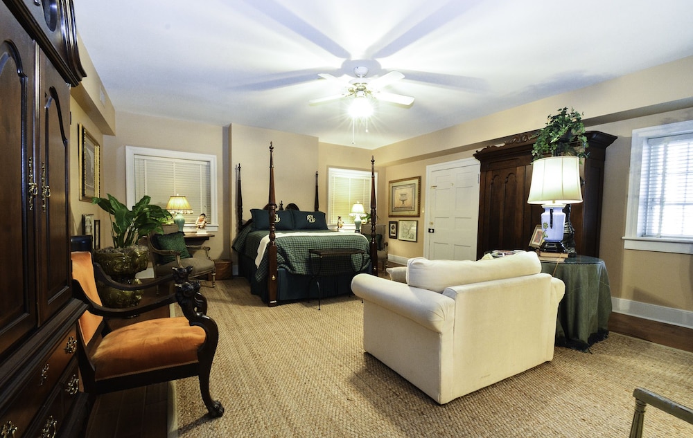 Deluxe Double Room, 1 Bedroom, Non Smoking, Private Bathroom