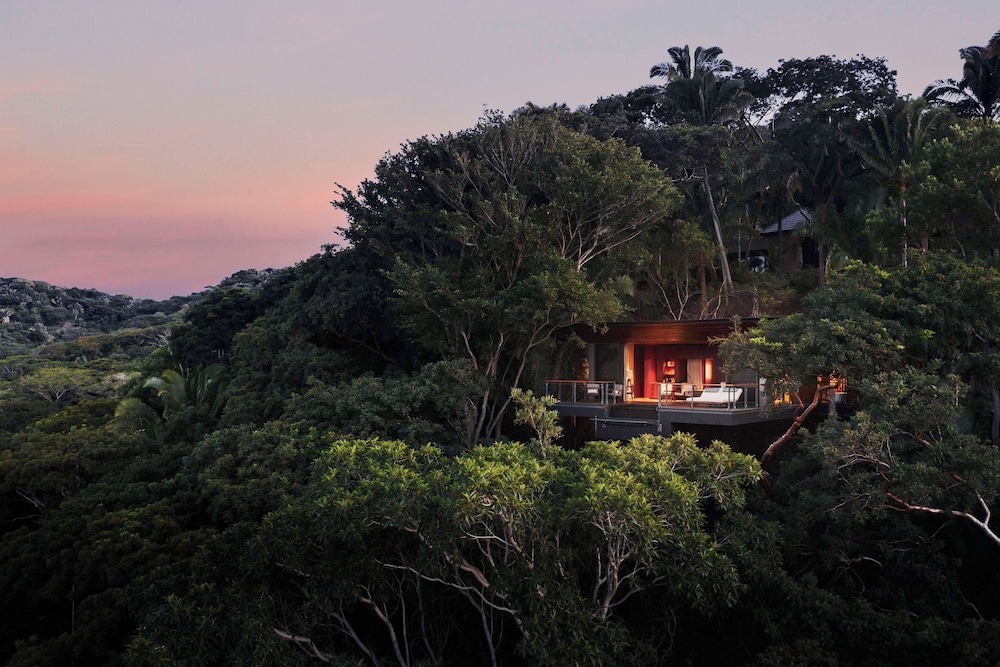 Tree House - Photo 8