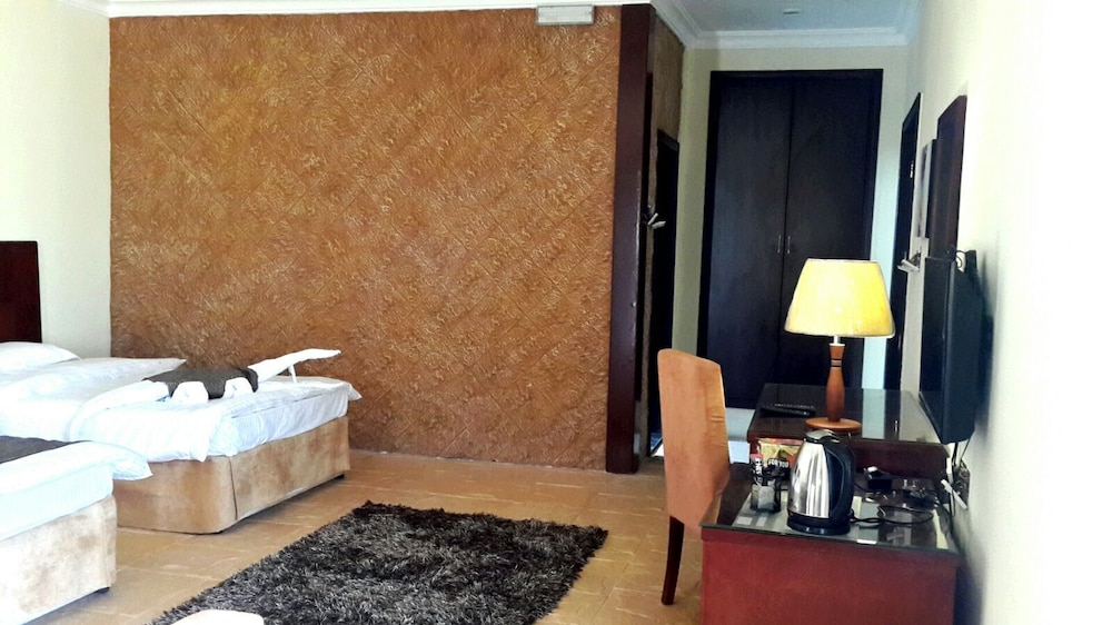Standard Twin Room, Mountain View photo 2