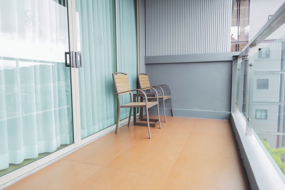 Deluxe Room, Balcony, Sea View photo 3