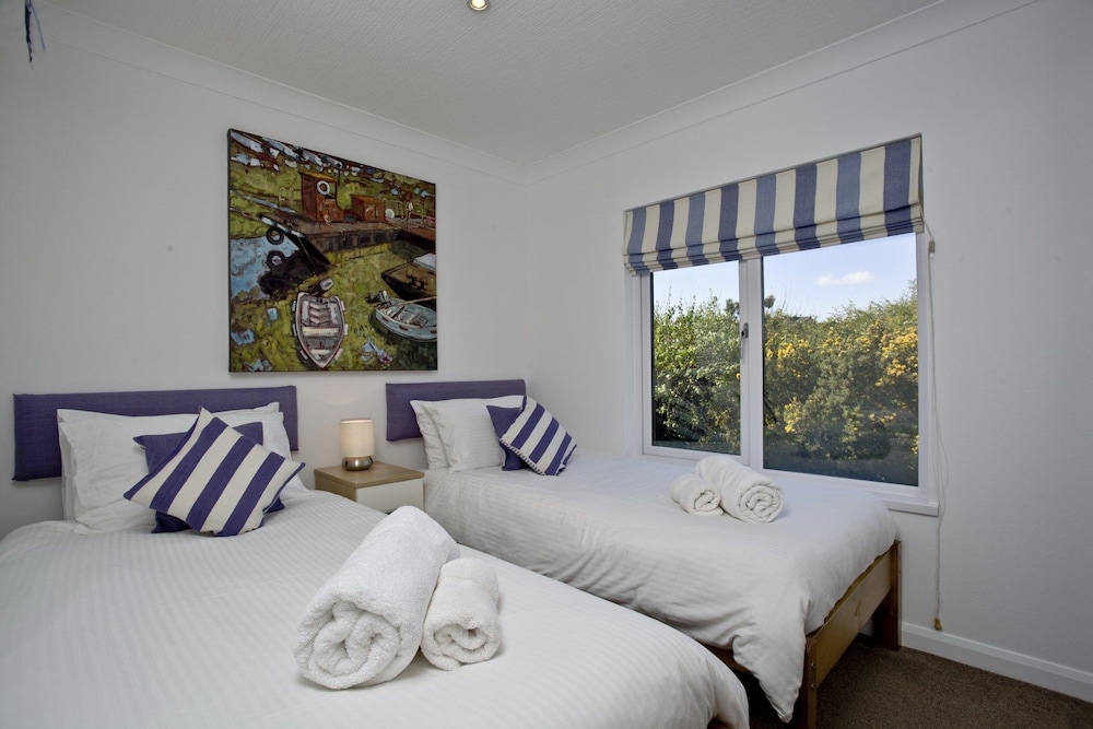 Luxury Lodge (Salty Dog) photo 2