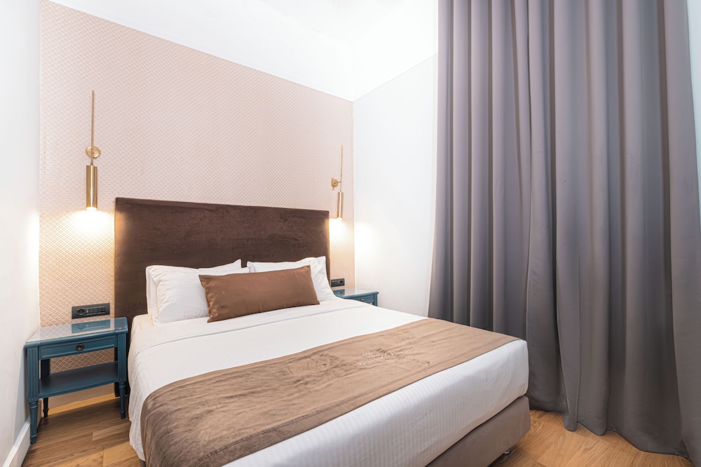 Room, 1 Queen Bed photo 1