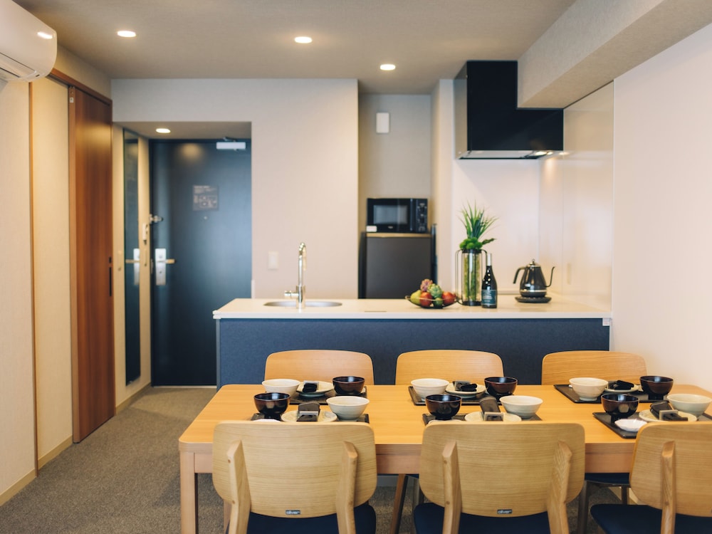 Two-Bedroom Japanese Suite - Photo 9