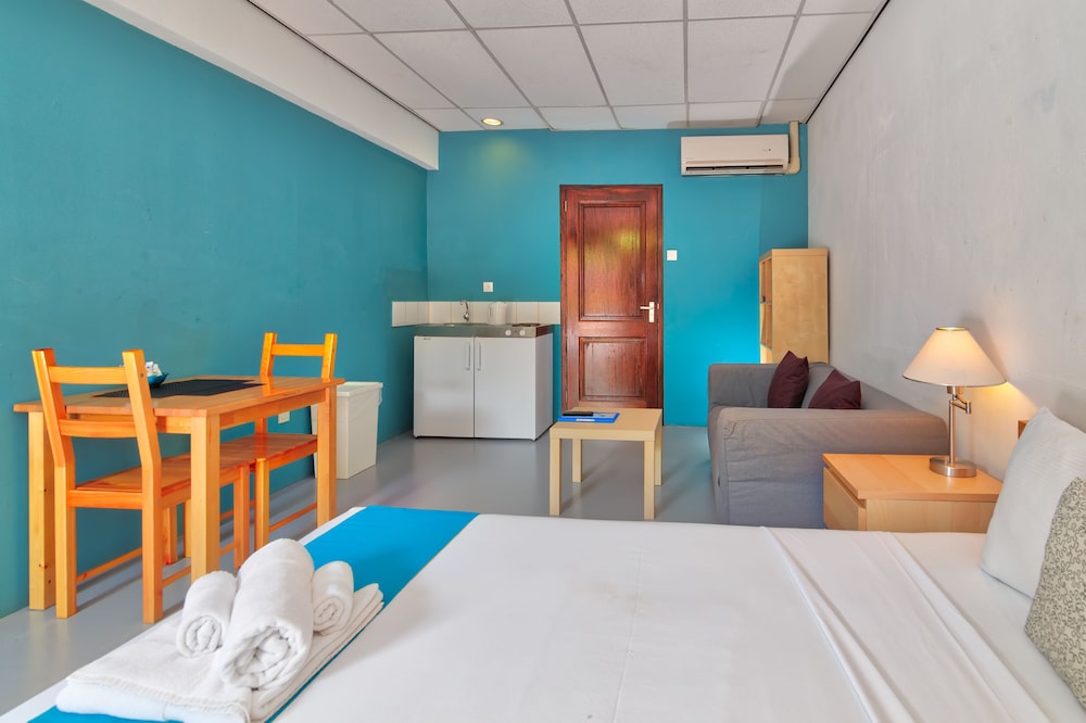 Basic Double Room, 1 Queen Bed - Photo 1