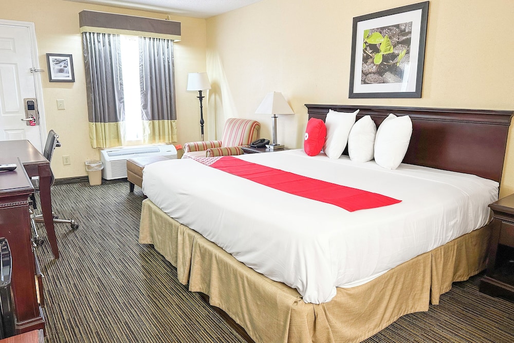 Room (King Bed Non-Smoking) - Photo 7