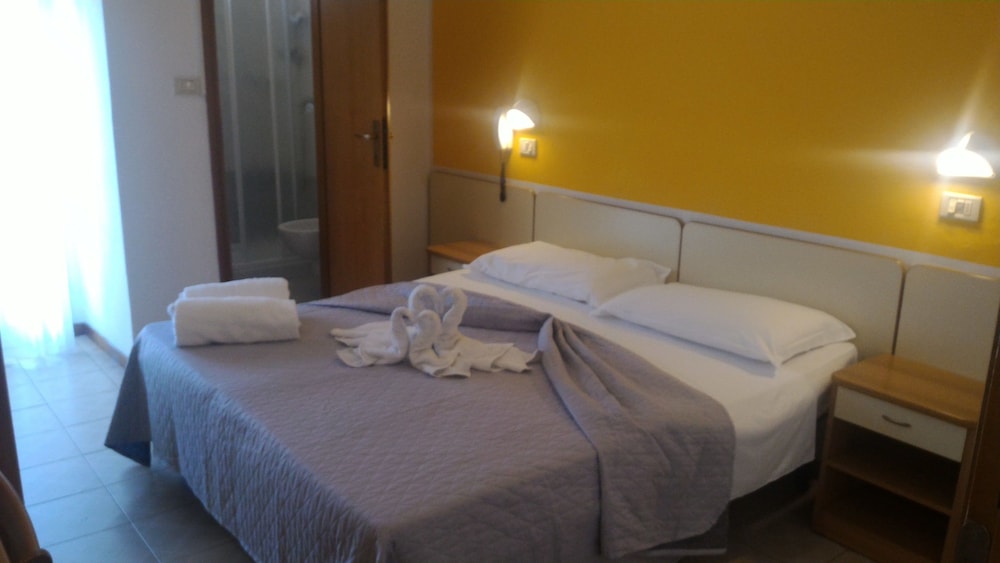 Triple Room, Balcony