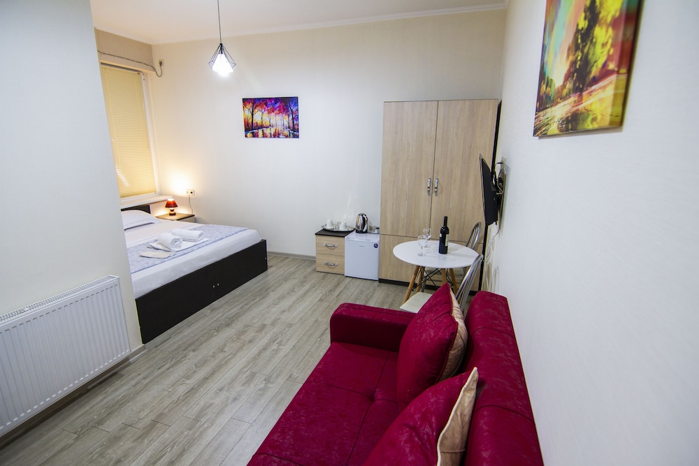 Double Room (With Extra Bed)
