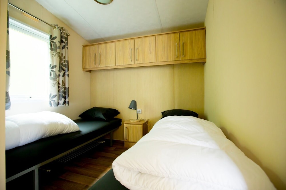 Deluxe Lodge, 3 Bedrooms, Veranda photo 1