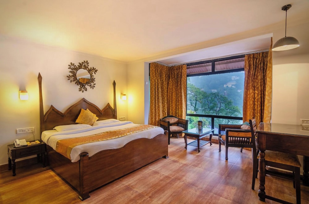 Deluxe Lake Facing  Room - Photo 7