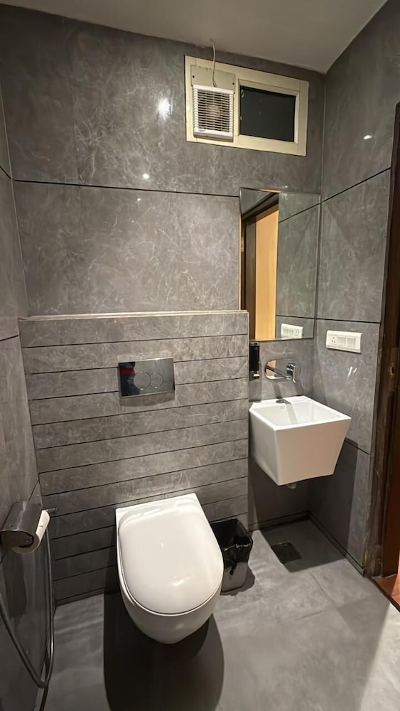 Superior Room - Photo 7