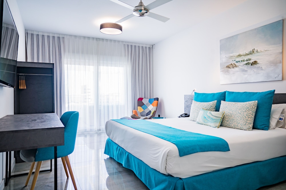 Suite, 2 Bedrooms, Terrace (with hot tub)
