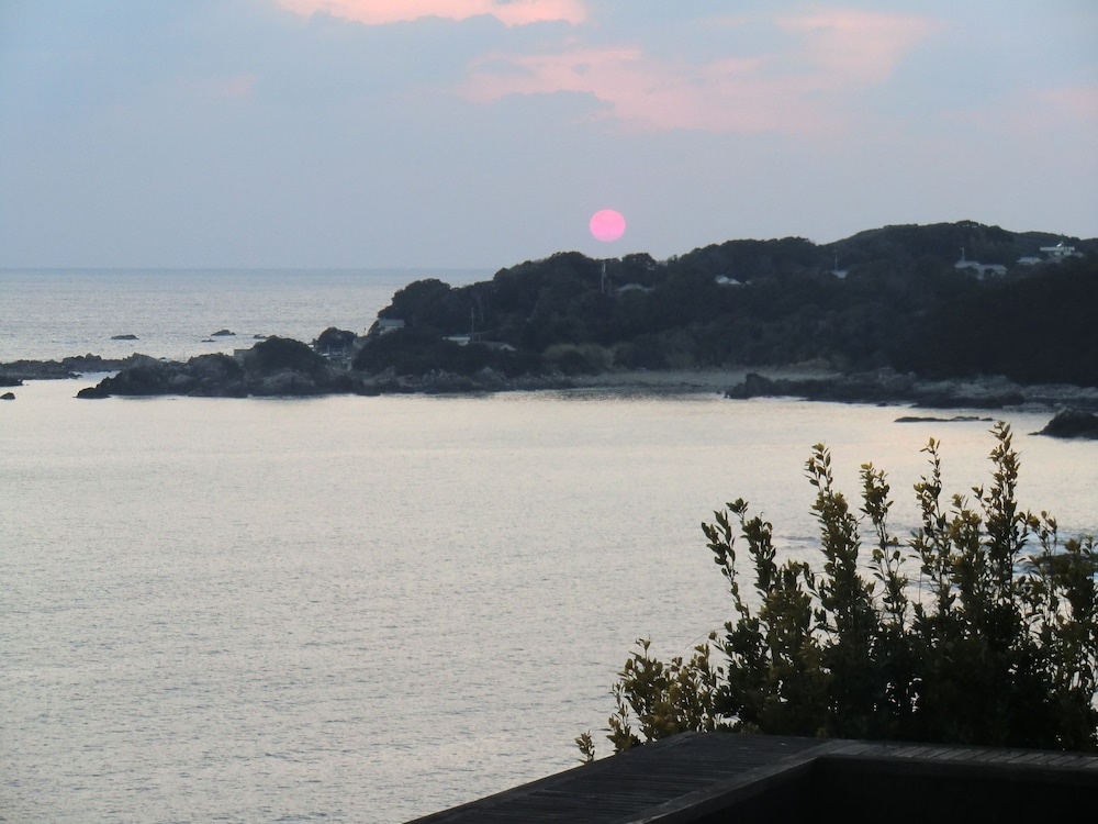 Premium Ocean Room, Natural Hot Spring With Private Open-Air Bath photo 3