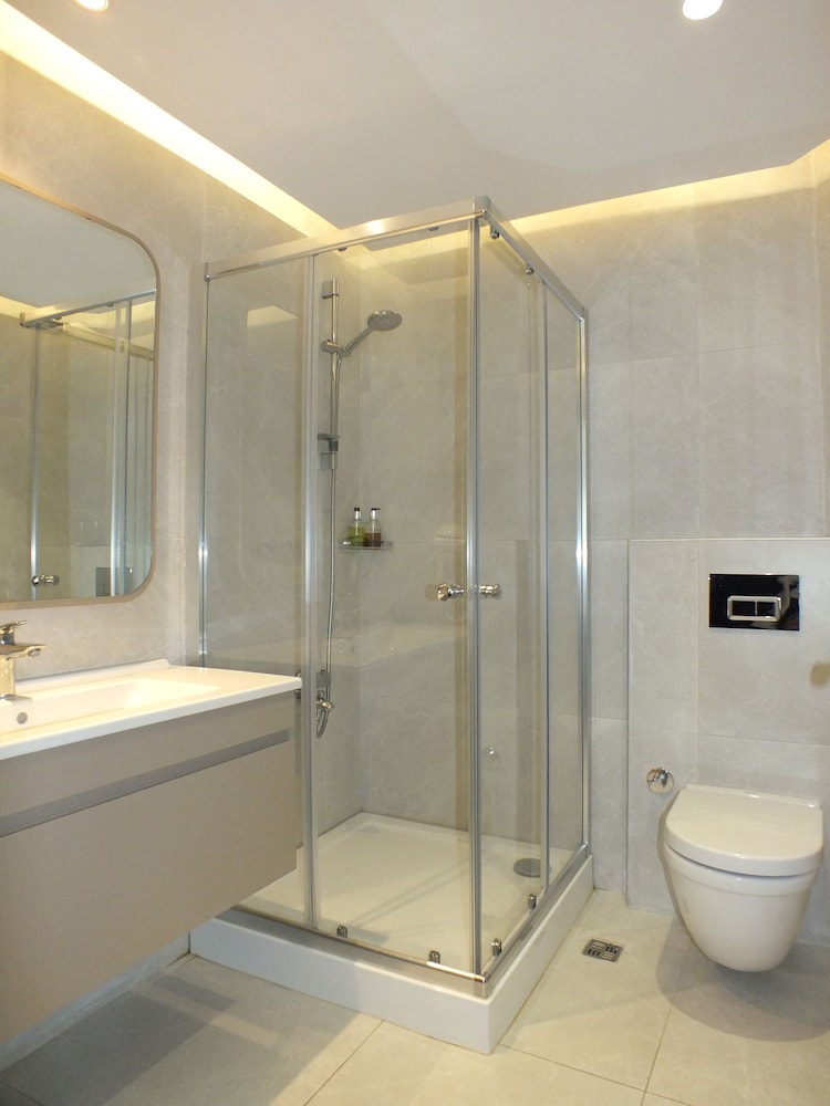 Junior Apartment - Photo 2