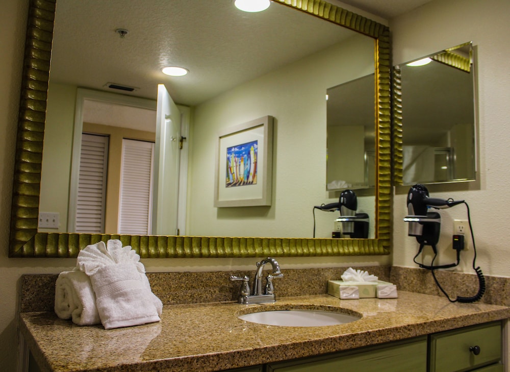 Apartment, 2 Bedrooms, Partial Ocean View - Photo 14