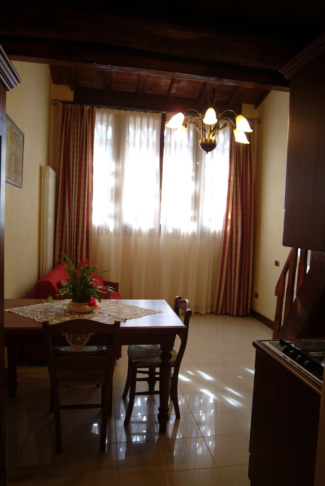 Apartment (Mini) photo 2