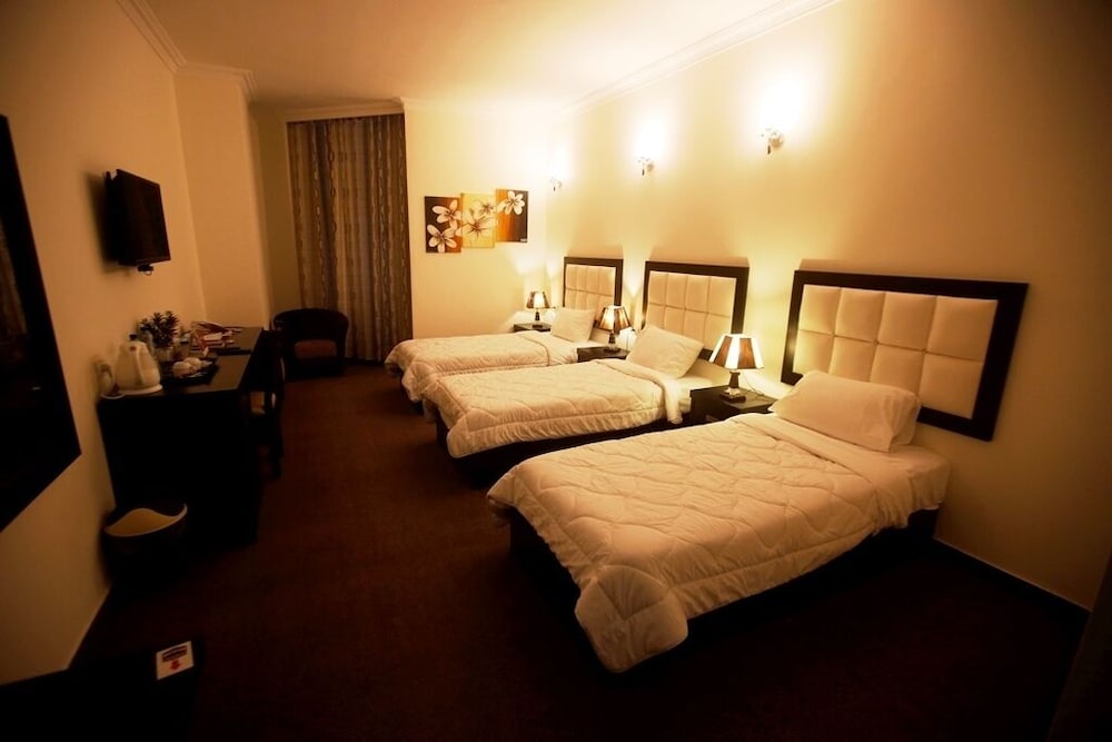 Triple Room, City View photo 1